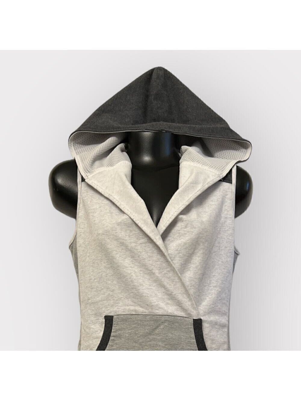 Blanc Noir Hooded Mini Dress sz XS S Colorblock Sporty Athletic Pockets Neutral - Picture 2 of 10